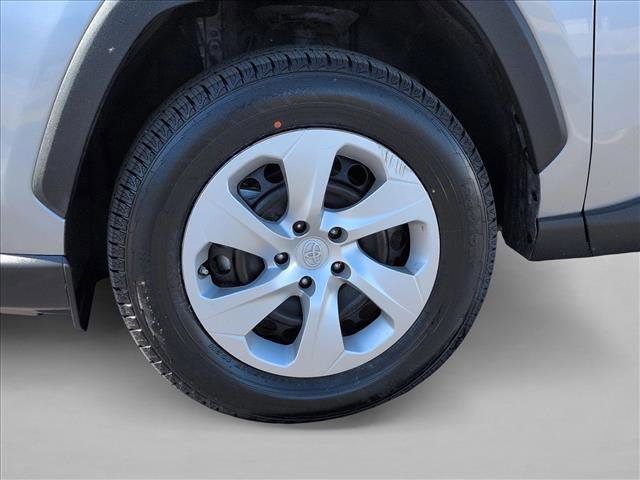 Used 2025 Toyota RAV4 LE image 23