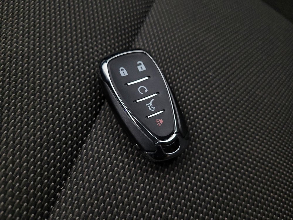 Used 2020 Chevrolet Traverse LT image 32