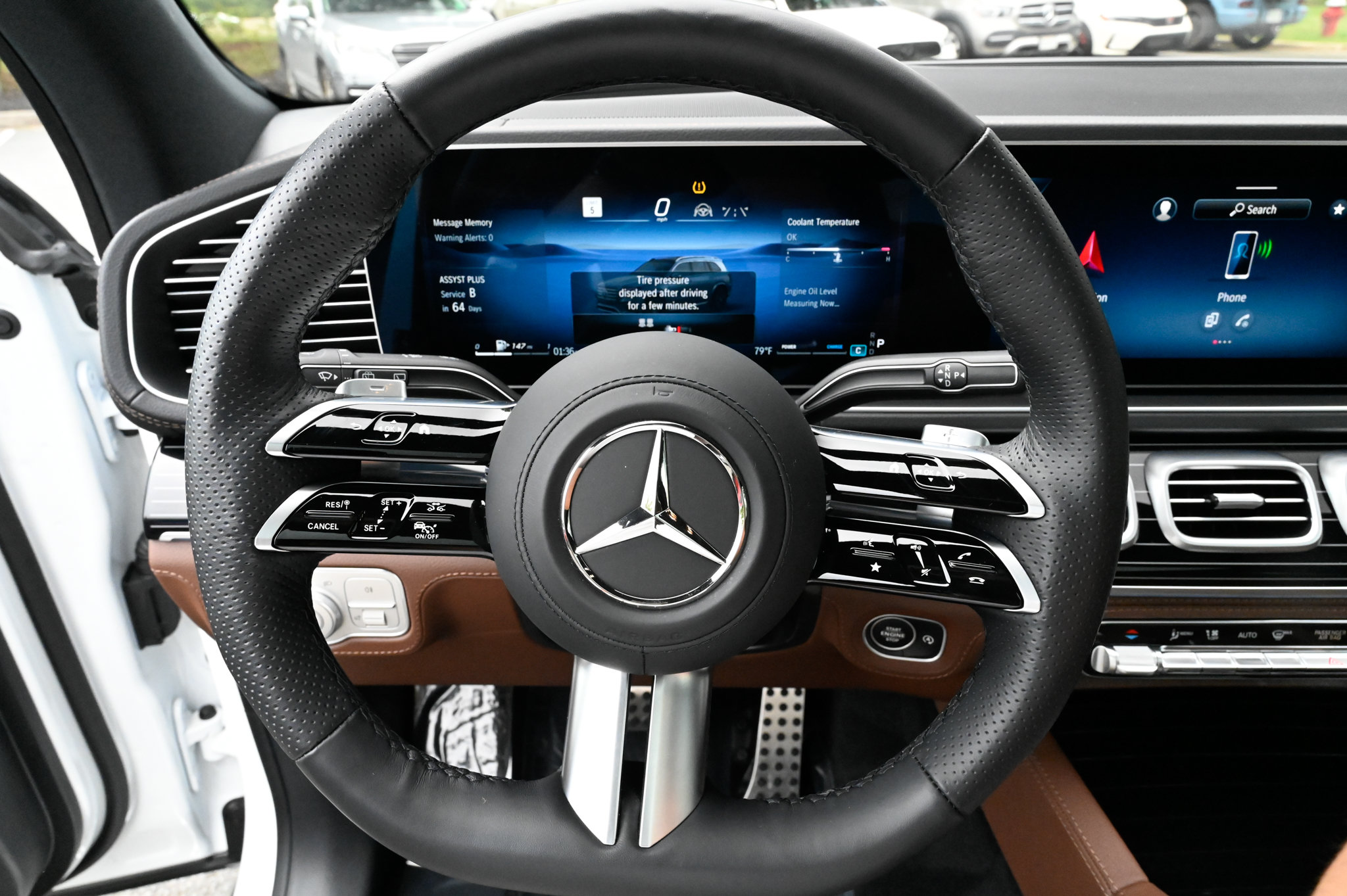 Used 2025 Mercedes-Benz GLS 580 4MATIC image 25