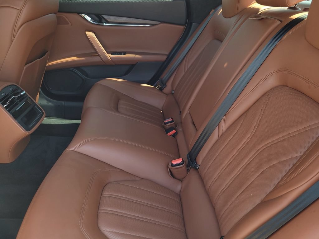 Used 2018 Maserati Quattroporte S GranLusso RWD image 14