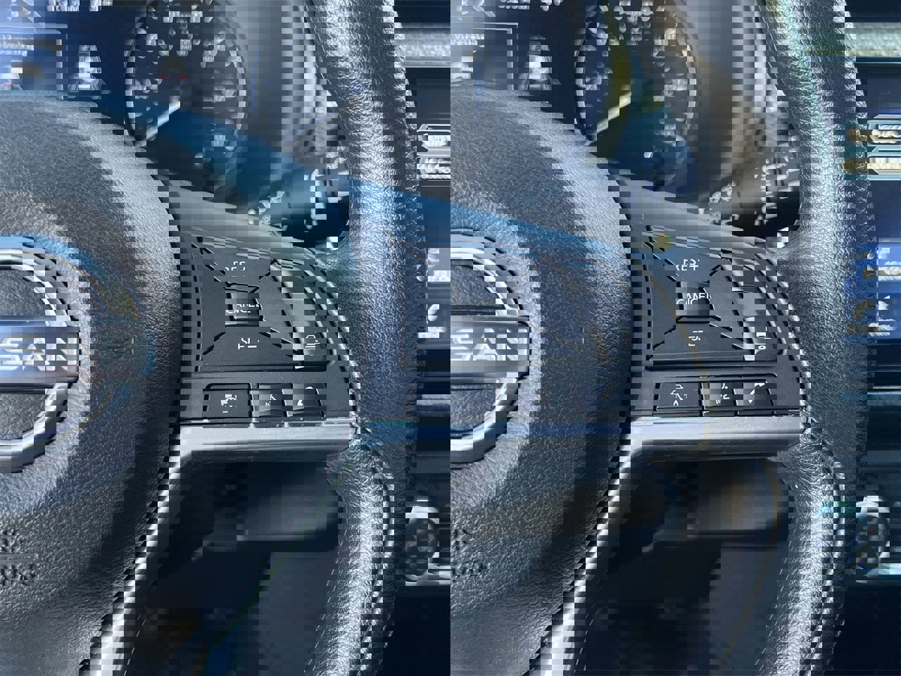 Certified 2023 Nissan Kicks SV image 12