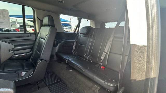 Used 2017 Chevrolet Suburban LT image 17