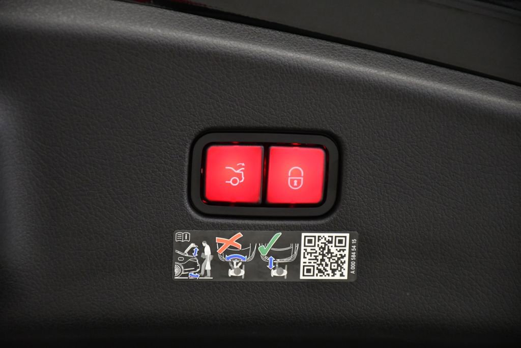 Used 2024 Mercedes-Benz CLE 53 AMG 4MATIC image 47