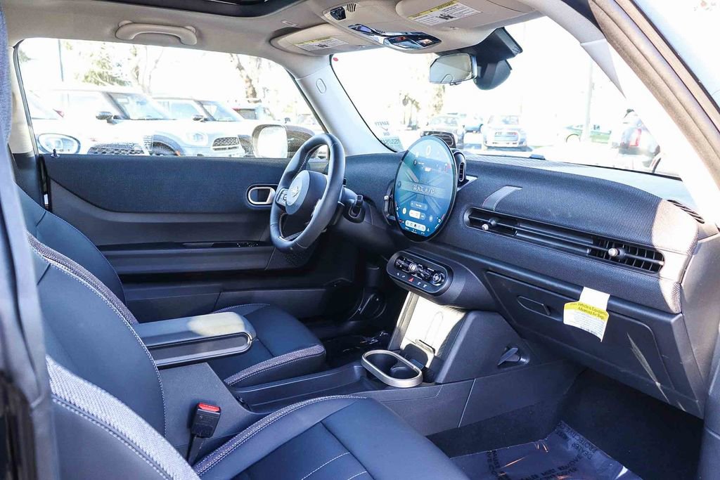 Used 2025 MINI Cooper S image 13
