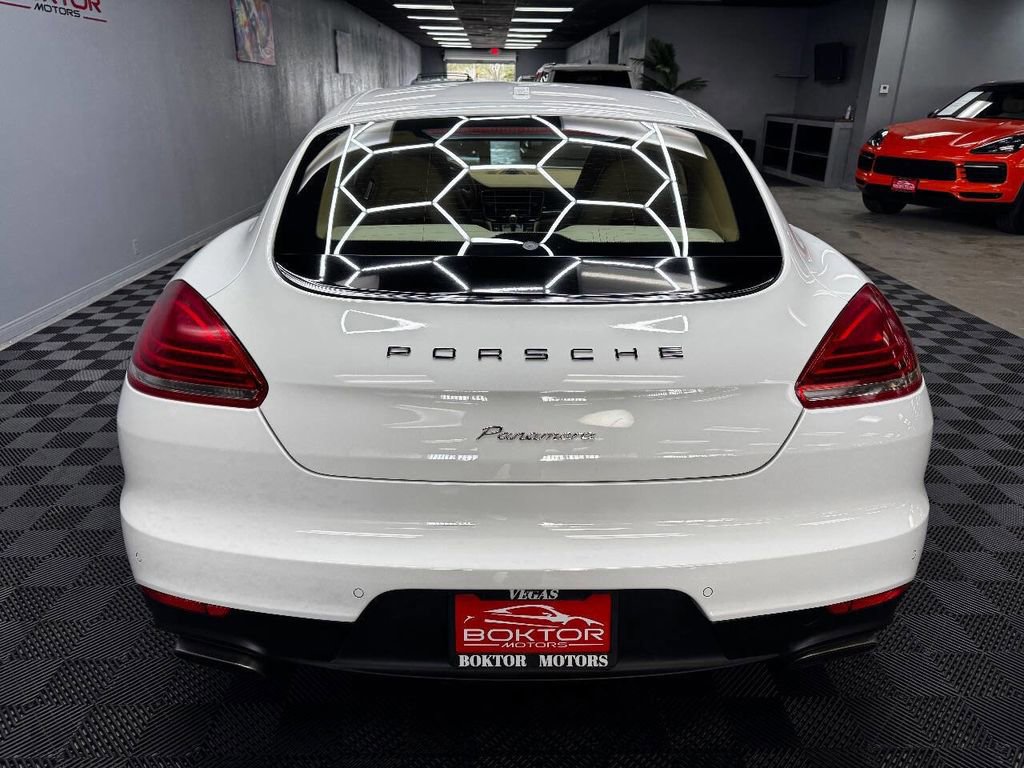 Used 2015 Porsche Panamera 4 AWD/4WD image 13