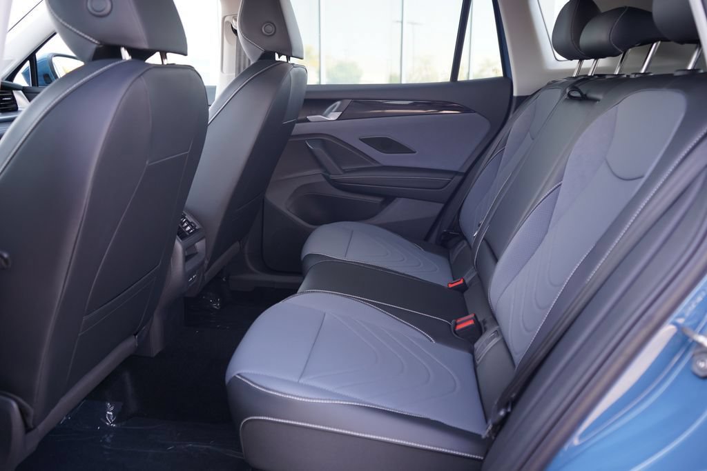 New 2026 Volkswagen Tiguan SE AWD/4WD image 7