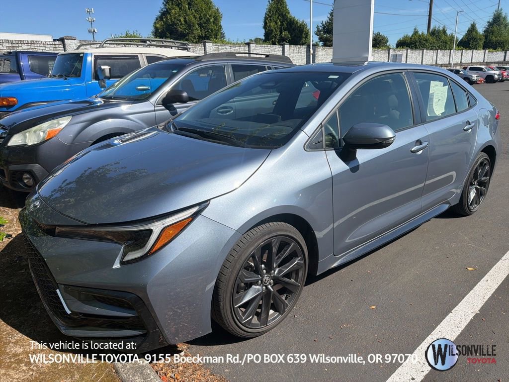 Used 2023 Toyota Corolla SE w/ SE Premium Package FWD image 1
