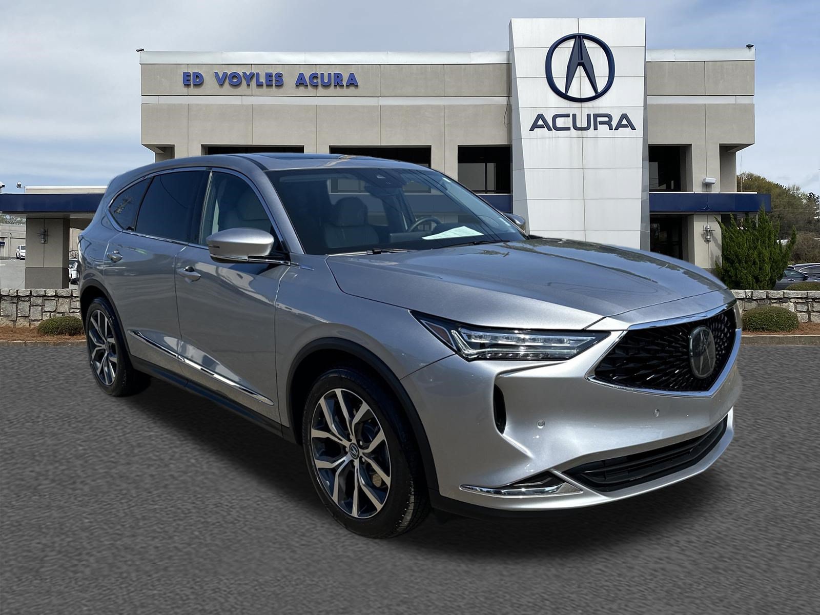 Certified 2024 Acura MDX w/ Technology Package FWD image 3