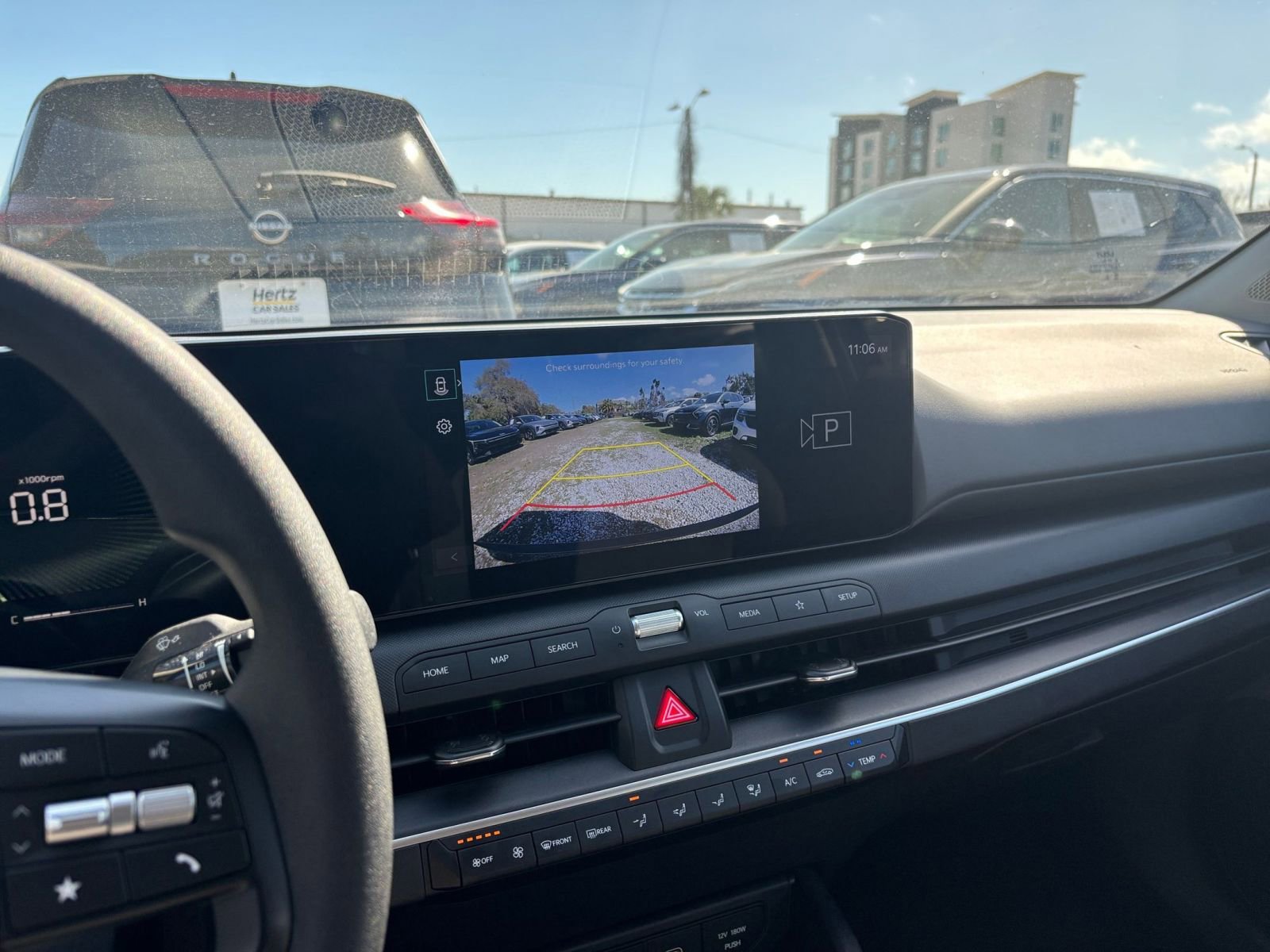 Used 2025 Kia K4 LXS image 27