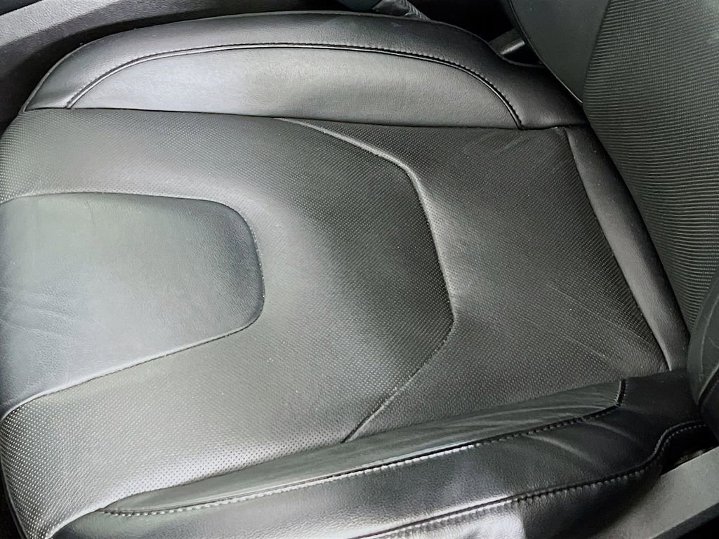 Used 2017 Ford Edge Titanium w/ Equipment Group 301A image 18