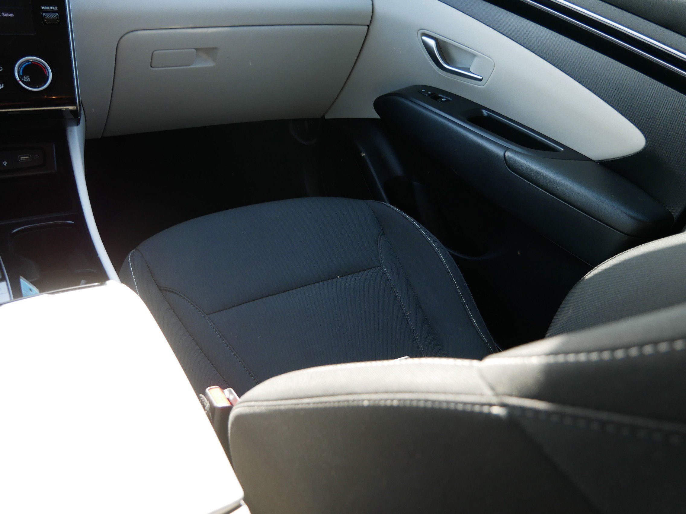 Certified 2023 Hyundai Tucson SEL AWD/4WD image 11