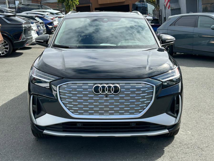 Used 2023 Audi Q4 e-tron Prestige w/ 20" Wheel Package image 2