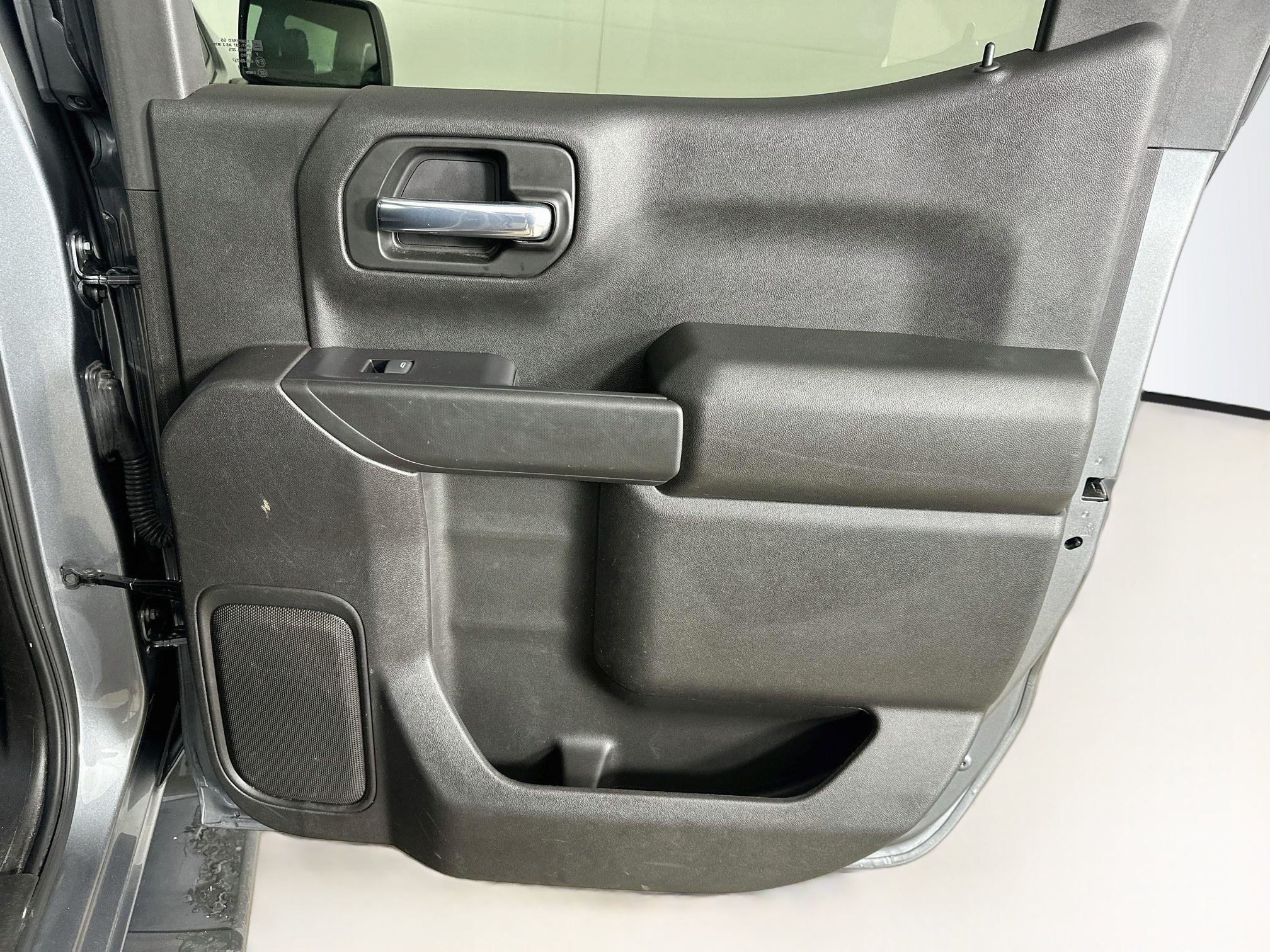 Used 2021 Chevrolet Silverado 1500 Custom AWD/4WD image 29