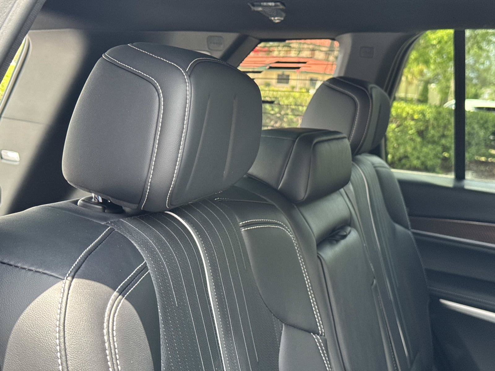 Certified 2026 Cadillac Vistiq Luxury AWD/4WD image 26