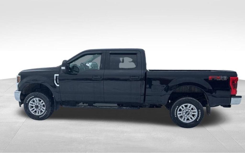 Used 2019 Ford F250 XLT w/ XLT Value Package image 5
