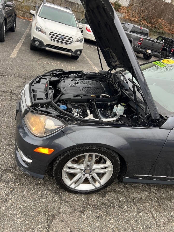 Used 2013 Mercedes-Benz C 300 4MATIC Sedan image 37