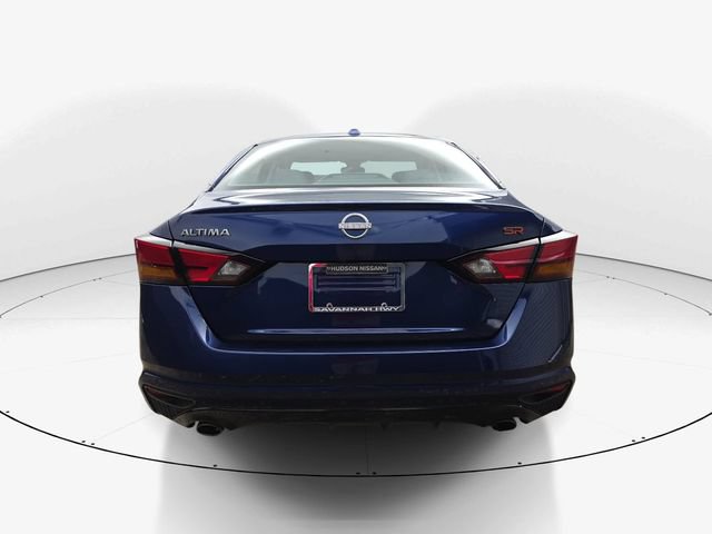 Used 2024 Nissan Altima 2.5 SR w/ SR Premium Package FWD image 7