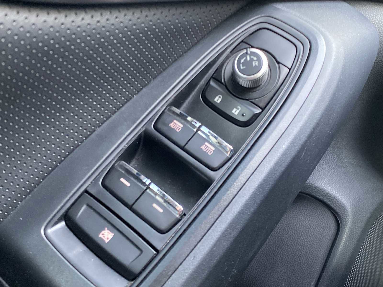 Used 2020 Subaru Crosstrek 2.0i Limited w/ Popular Package #3 image 20