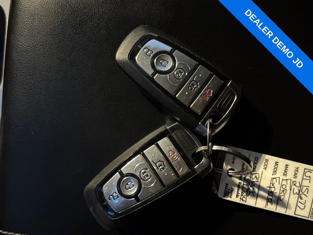 Used 2023 Ford Explorer XLT w/ Equipment Group 202A image 28