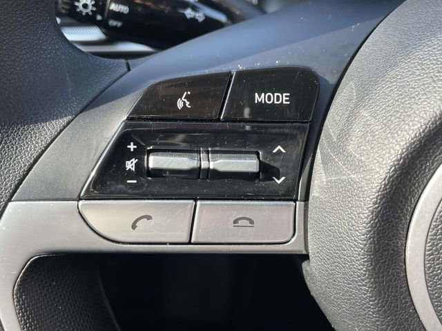 Used 2023 Hyundai Elantra Blue image 17