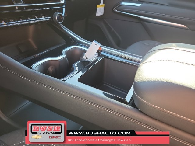 New 2027 Chevrolet Traverse LT w/ Driver Confidence Package FWD image 29