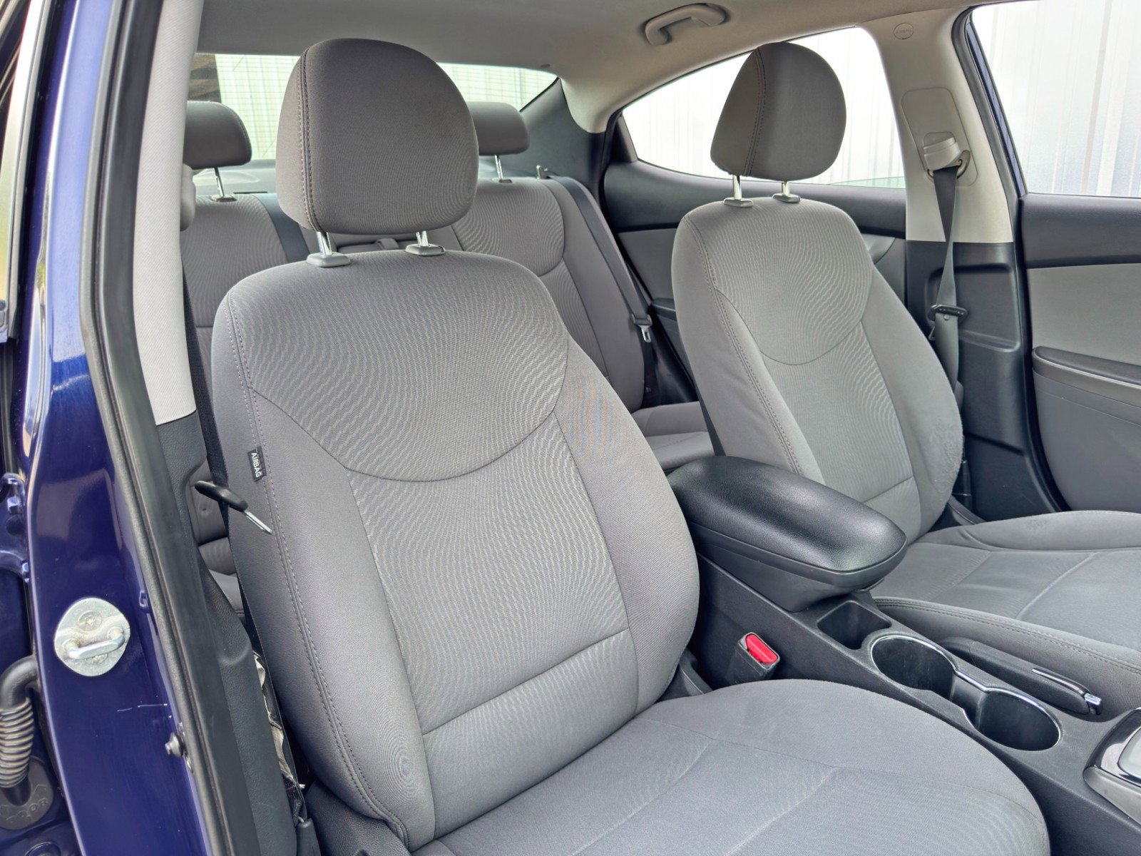 Used 2011 Hyundai Elantra GLS FWD image 27