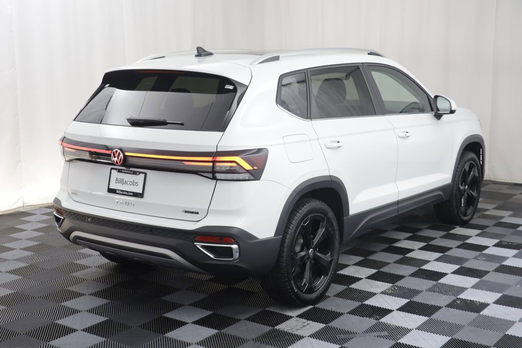 Used 2025 Volkswagen Taos SEL w/ Black Wheel Plus Package AWD/4WD image 19