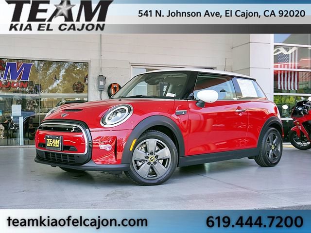 Used 2024 MINI Cooper SE FWD image 2