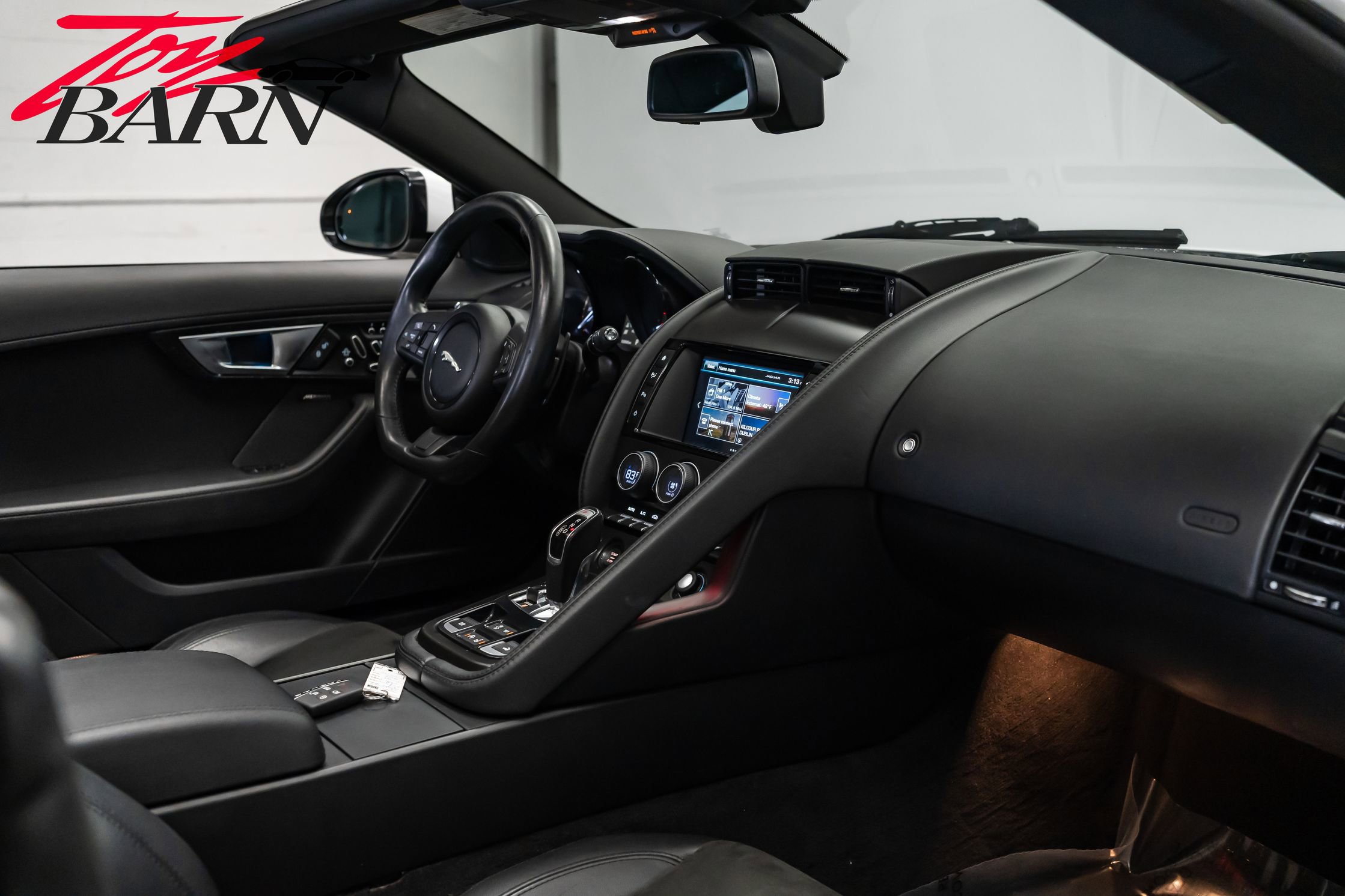 Used 2016 Jaguar F-TYPE S image 57