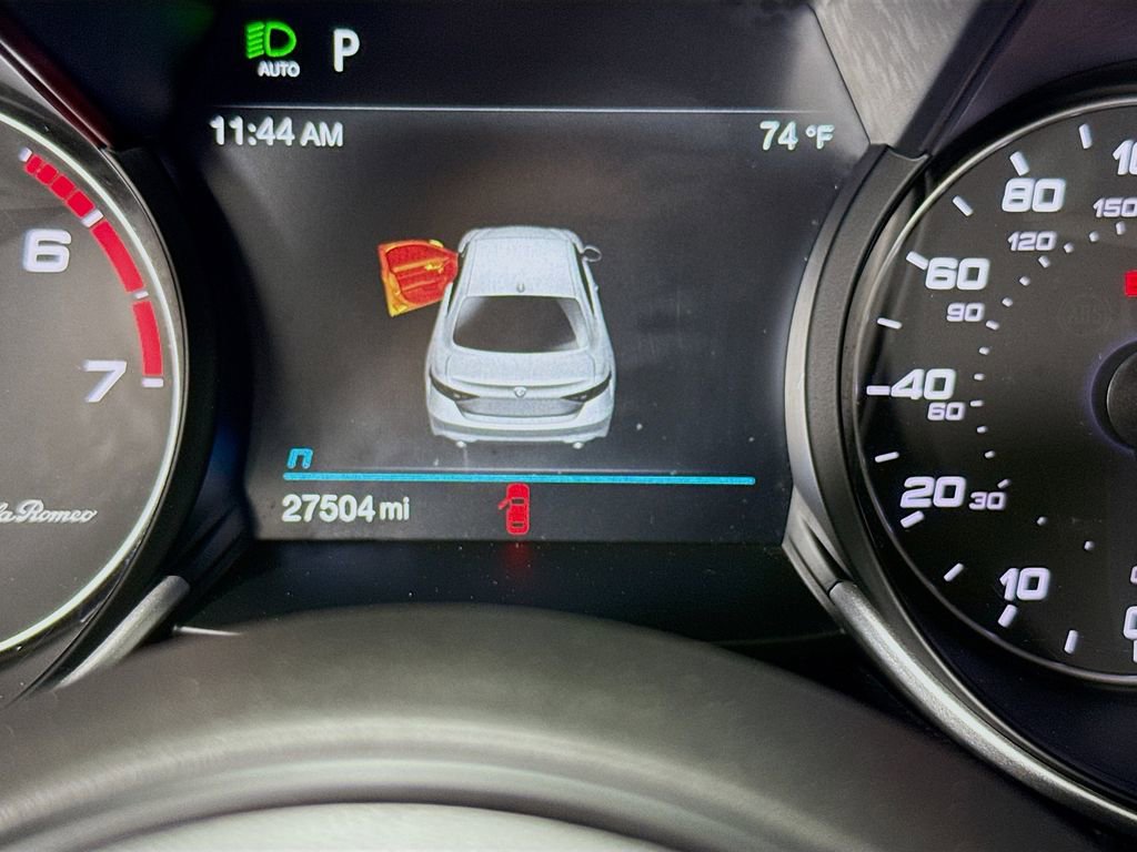 Used 2022 Alfa Romeo Giulia Ti image 13