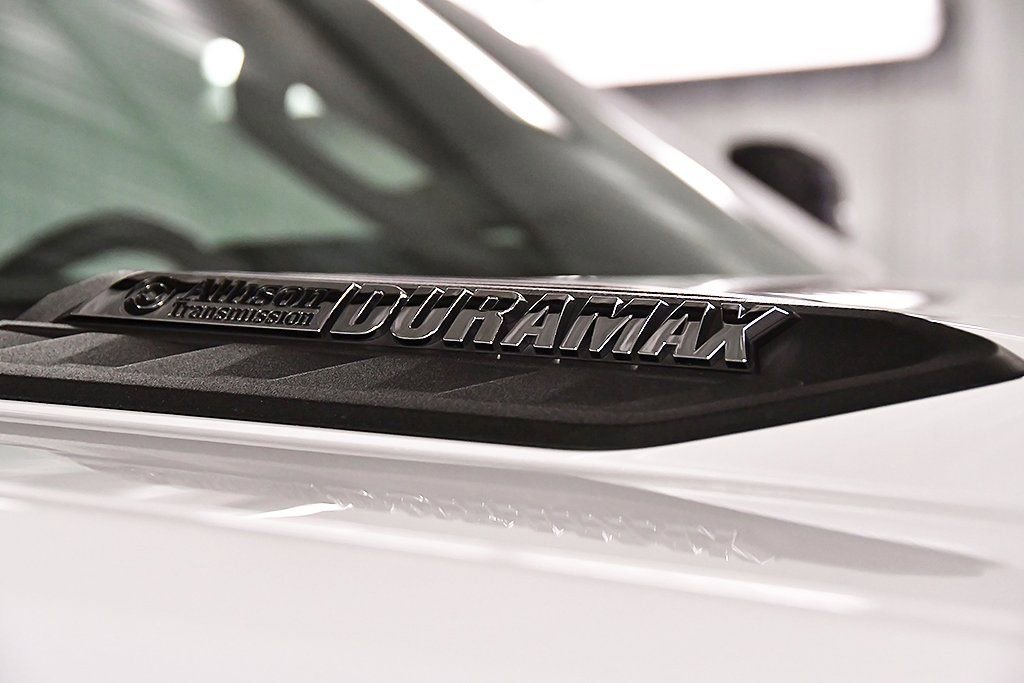 Used 2024 Chevrolet Silverado 2500 LT image 10