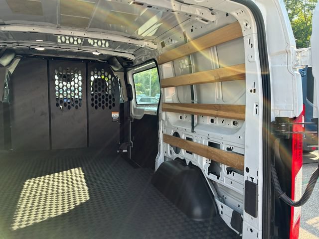 Certified 2025 Ford Transit 250 Low Roof w/ Exterior Upgrade Package RWD image 12