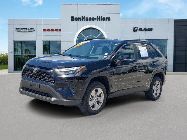 Used 2025 Toyota RAV4 XLE FWD image 3