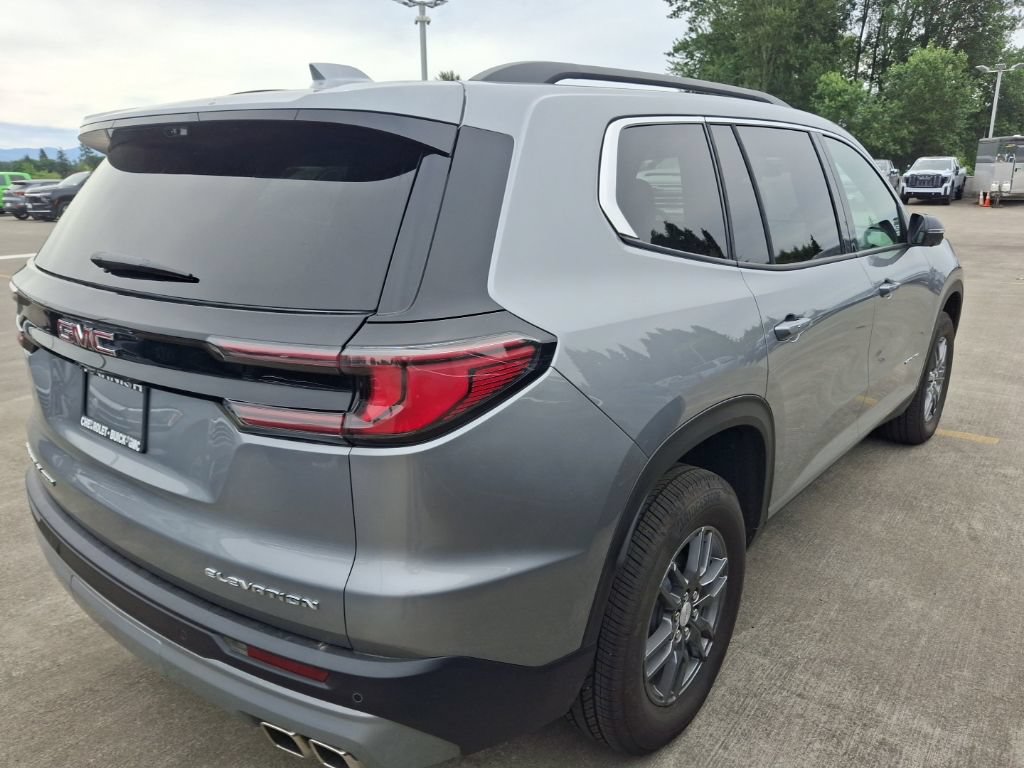 Used 2026 GMC Acadia Elevation AWD/4WD image 5