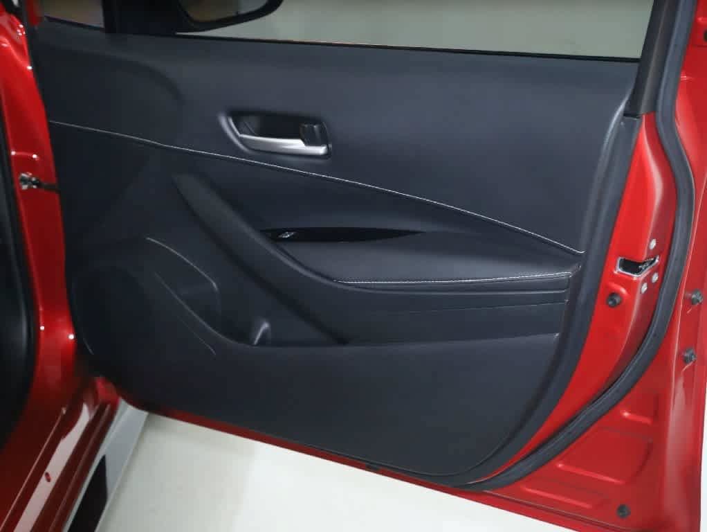 Certified 2021 Toyota Corolla SE w/ Special Edition FWD image 31