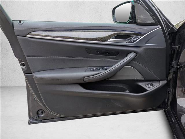 Used 2022 BMW 530i w/ Premium Package image 12