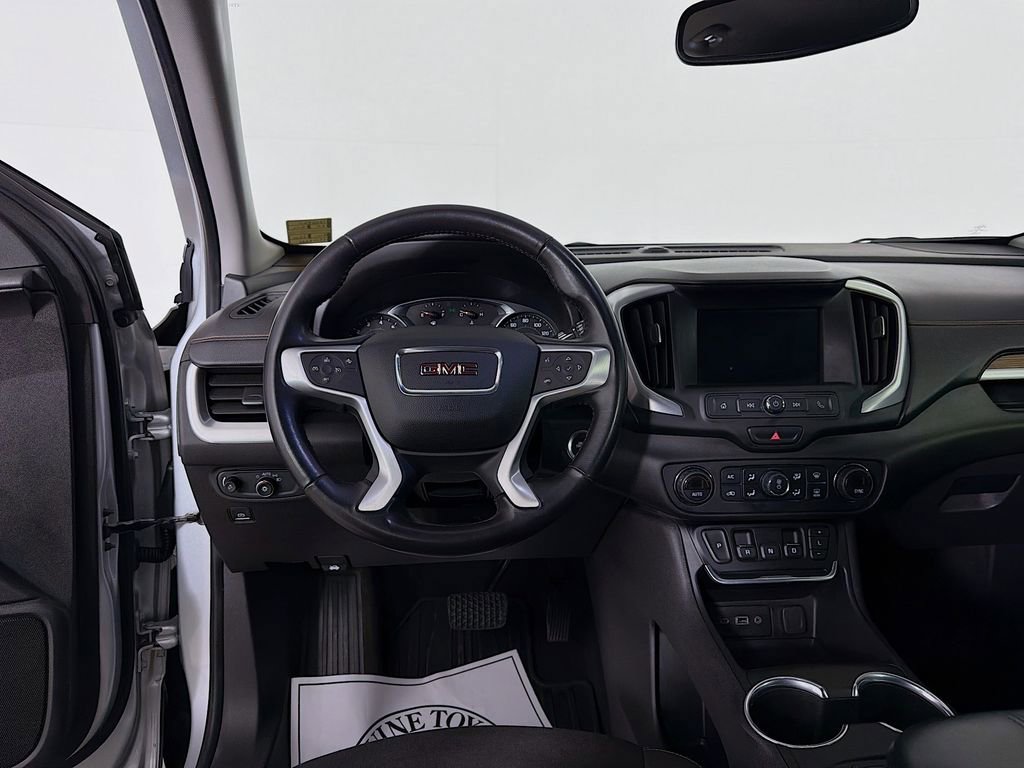 Used 2020 GMC Terrain SLE w/ Driver Convenience Package AWD/4WD image 19