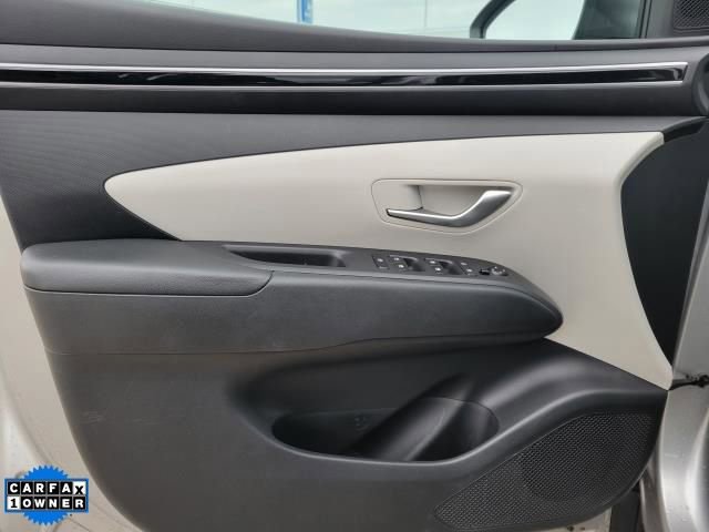 Used 2022 Hyundai Tucson SE image 13