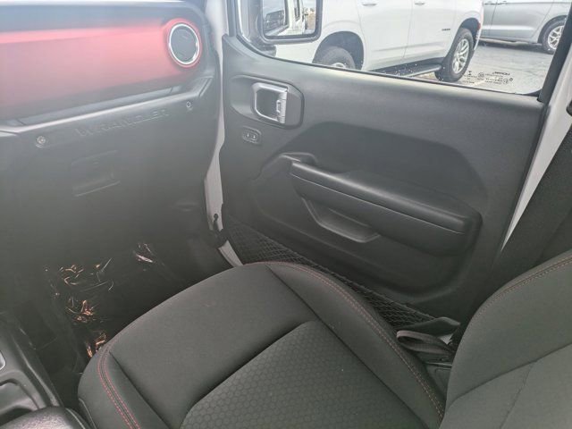 Used 2019 Jeep Wrangler Unlimited Rubicon w/ Dual Top Group image 14