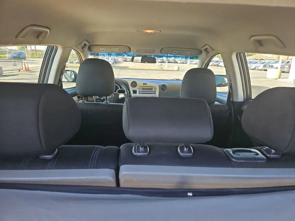 Used 2011 Toyota Matrix image 15