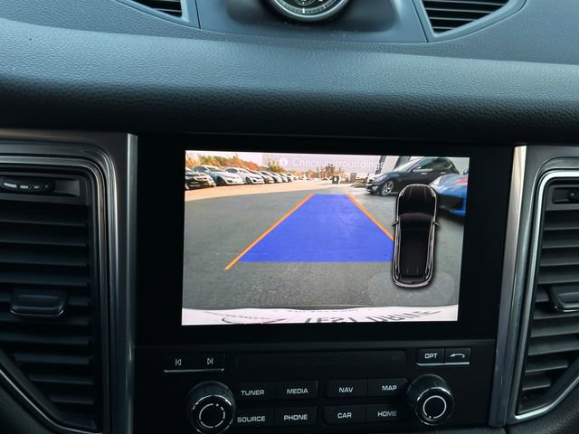 Used 2017 Porsche Macan image 24