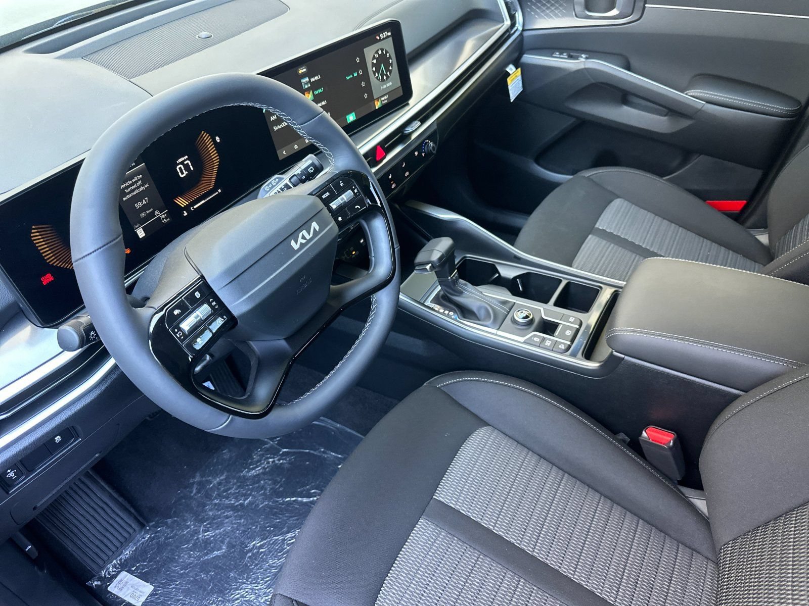 New 2026 Kia Sorento LX FWD image 10