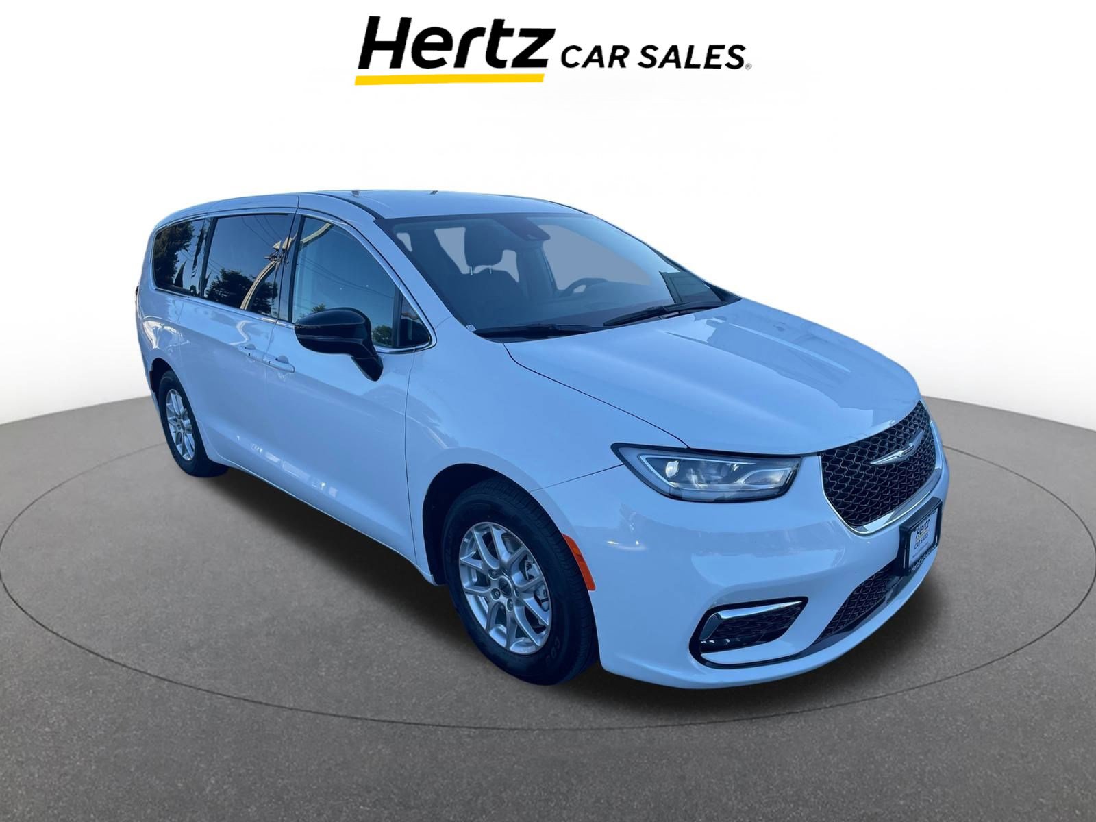 Used 2024 Chrysler Pacifica Touring-L