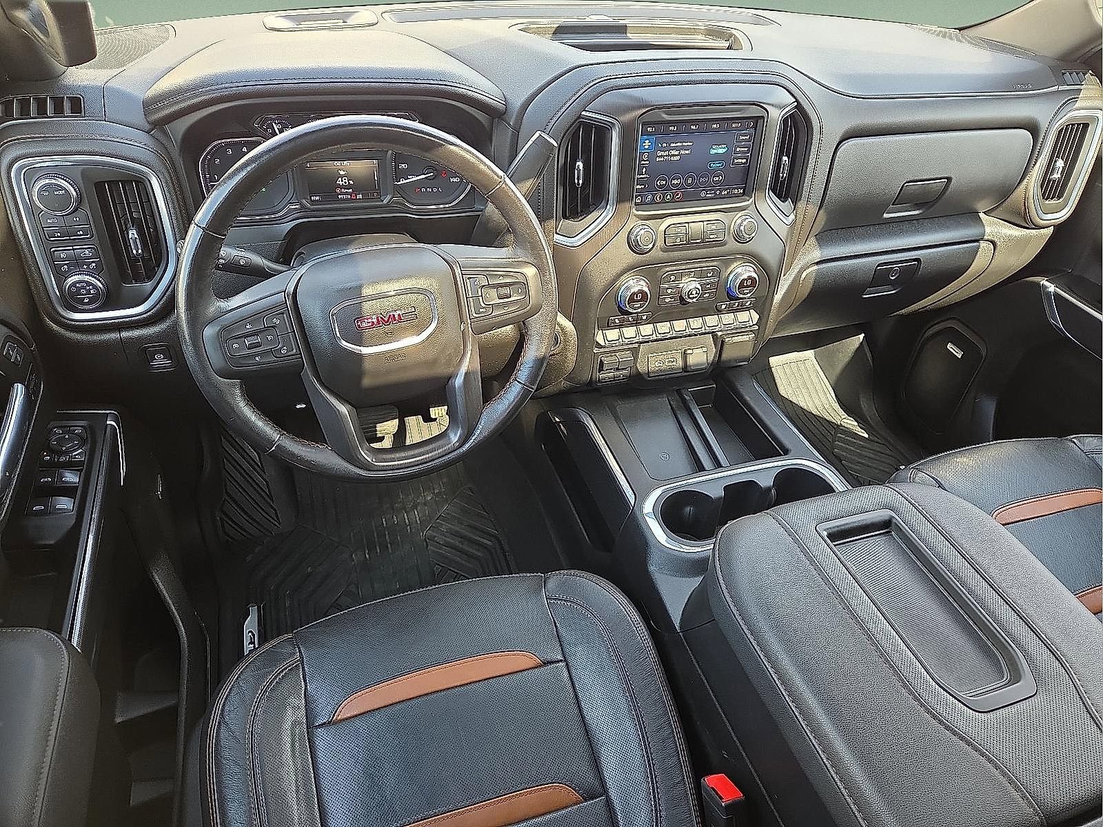 Used 2022 GMC Sierra 2500 AT4 w/ AT4 Preferred Package AWD/4WD image 11