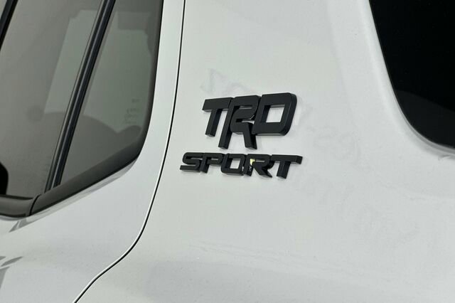 Used 2025 Toyota 4Runner 4WD image 33