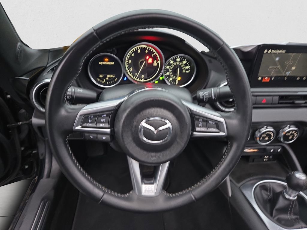 Used 2021 MAZDA MX-5 Miata RF Grand Touring image 13