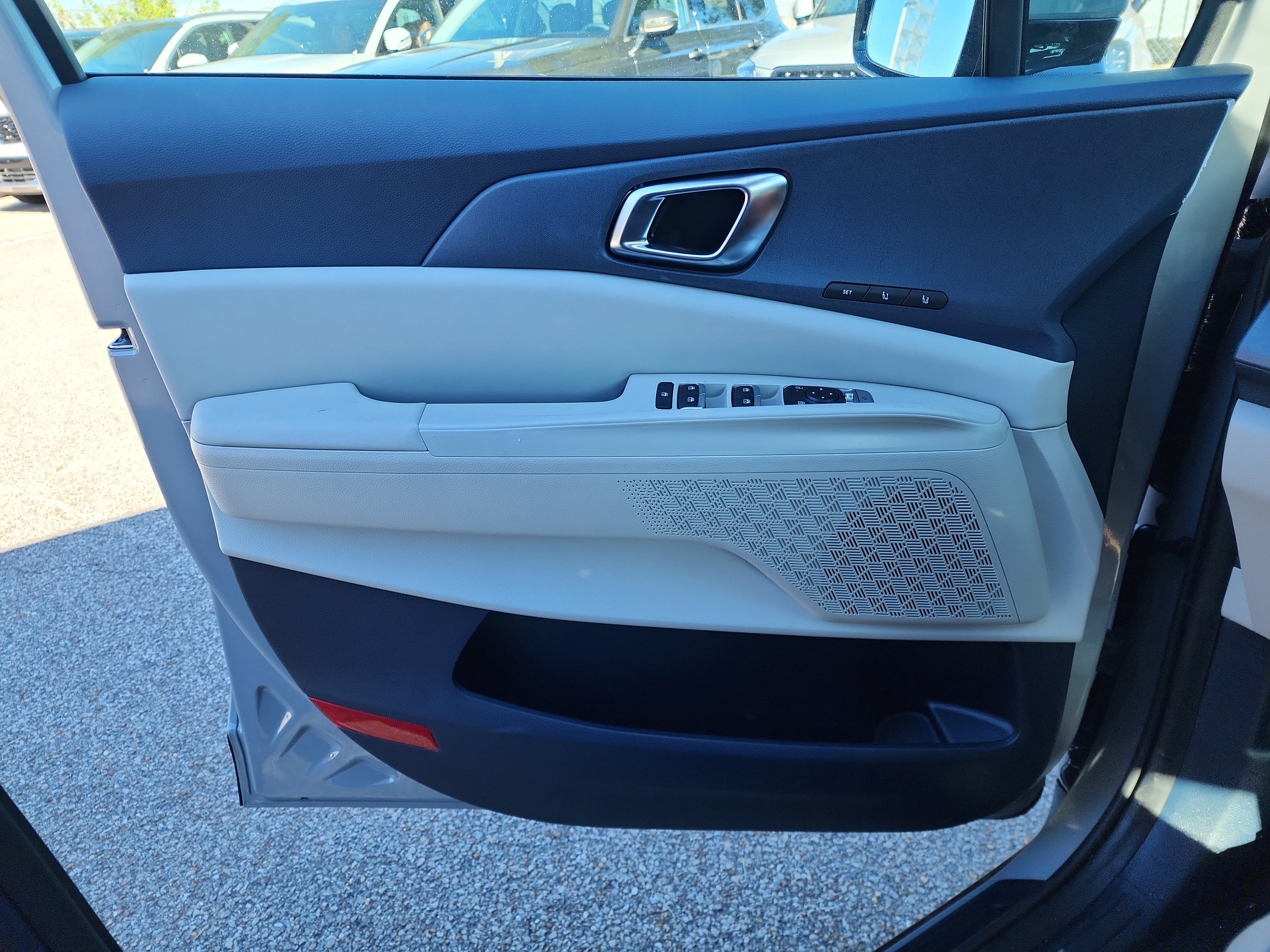 New 2026 Kia Carnival EX image 10