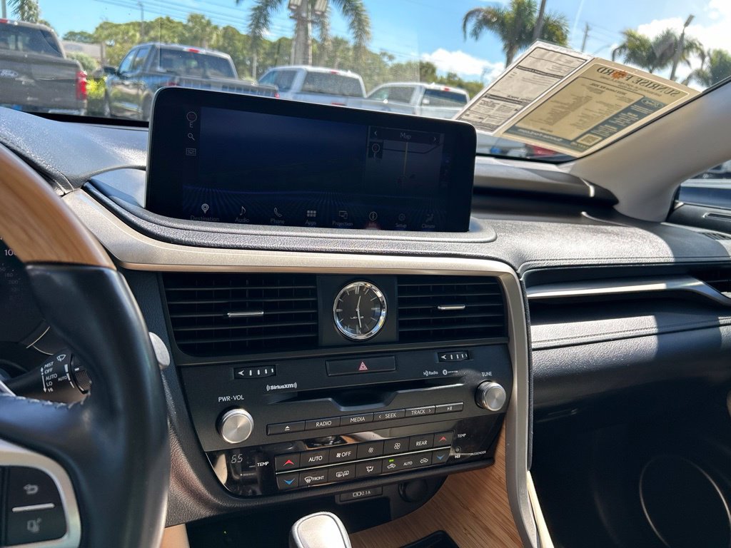 Used 2022 Lexus RX 350L Premium w/ Premium Package AWD/4WD image 33
