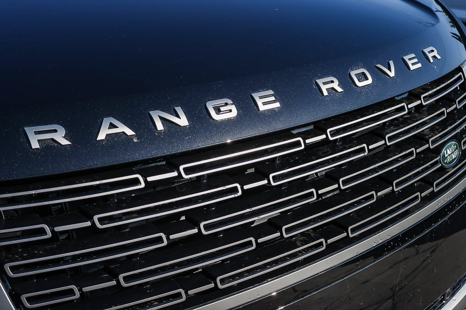 New 2026 Land Rover Range Rover SE AWD/4WD image 13