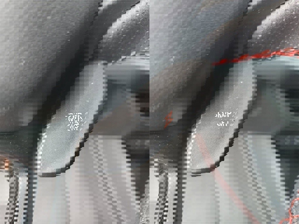 Used 2025 Dodge Charger Daytona Scat Pack w/ Track Pack image 31